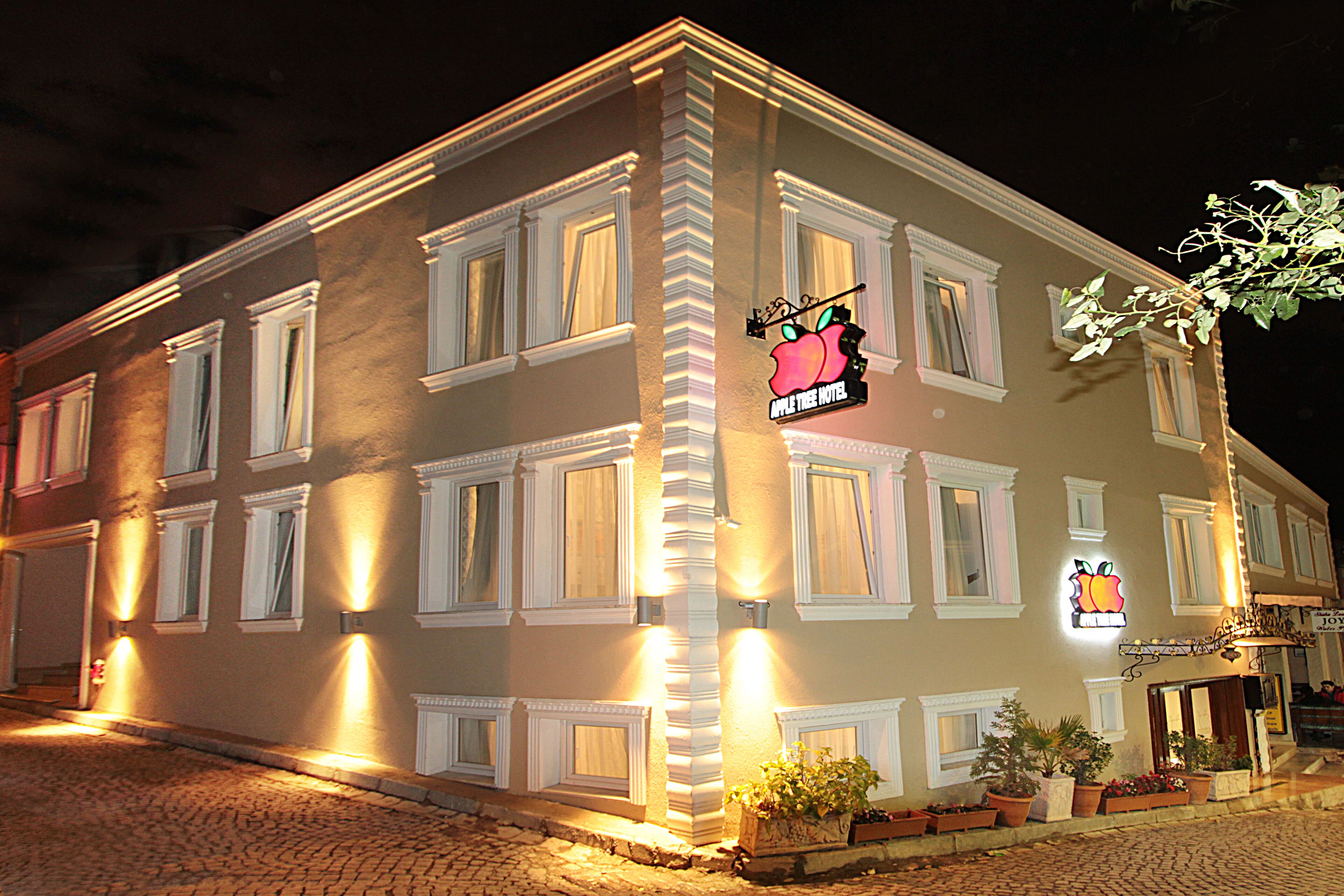 Photo - Apple Tree Hotel