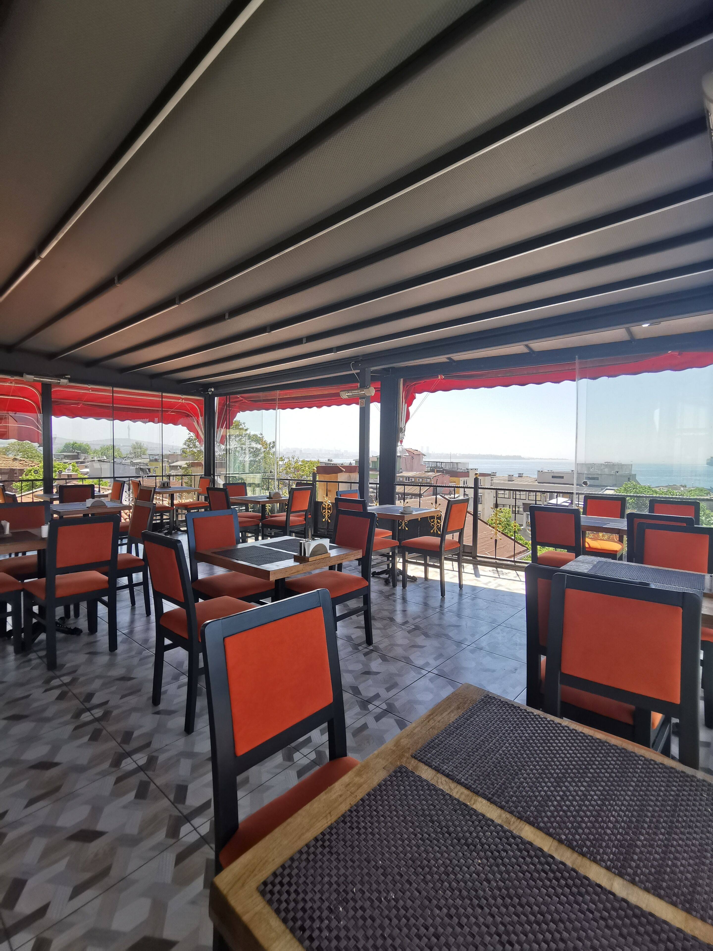 Photo - Apple Tree Hotel