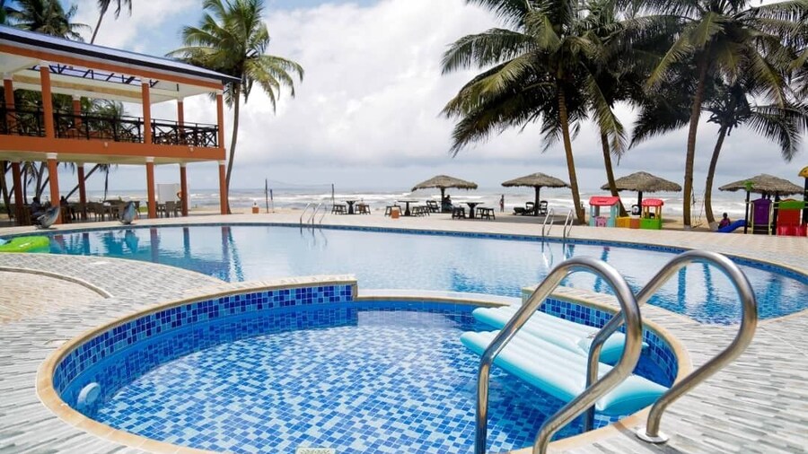 Tenack Beach Resort & Hotel