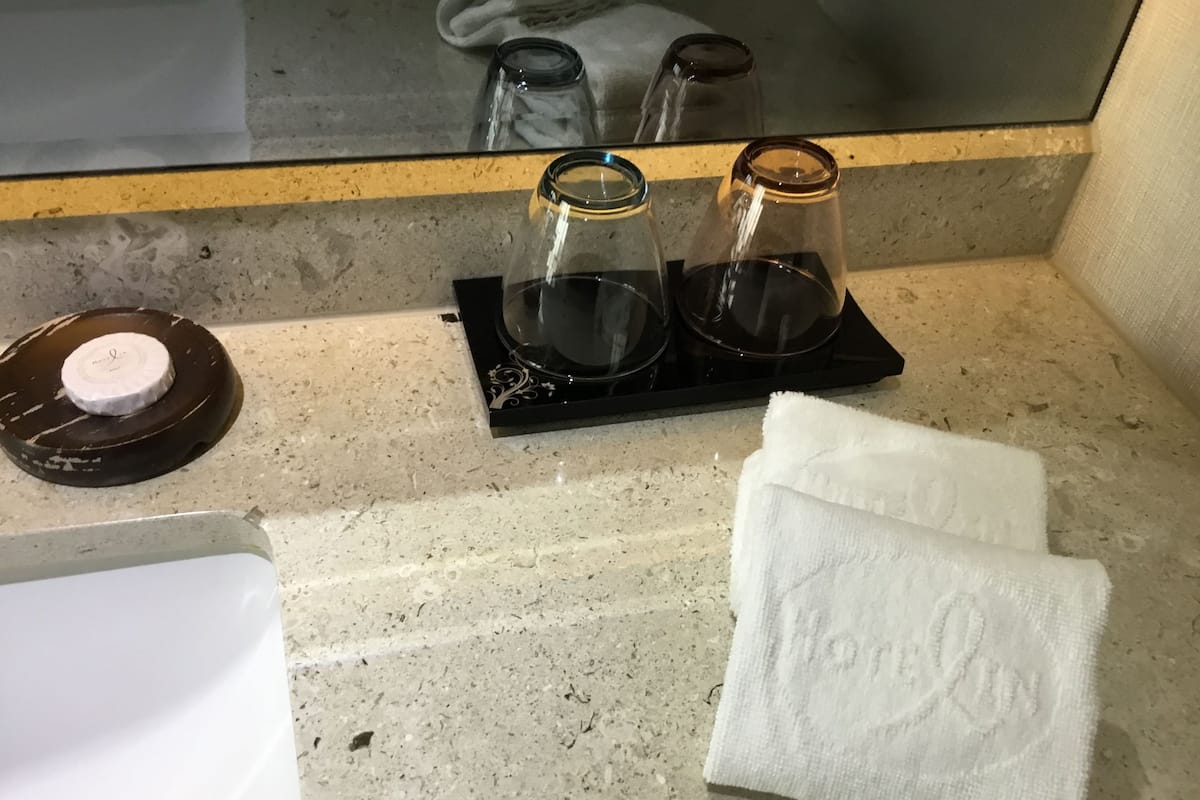 superior room, 1 double bed | down duvets, in-room safe, desk, blackout curtains