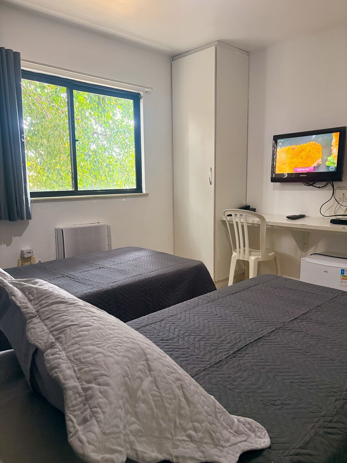 Chambre Standard avec lits jumeaux | Rideaux occultants, Wi-Fi gratuit, draps fournis