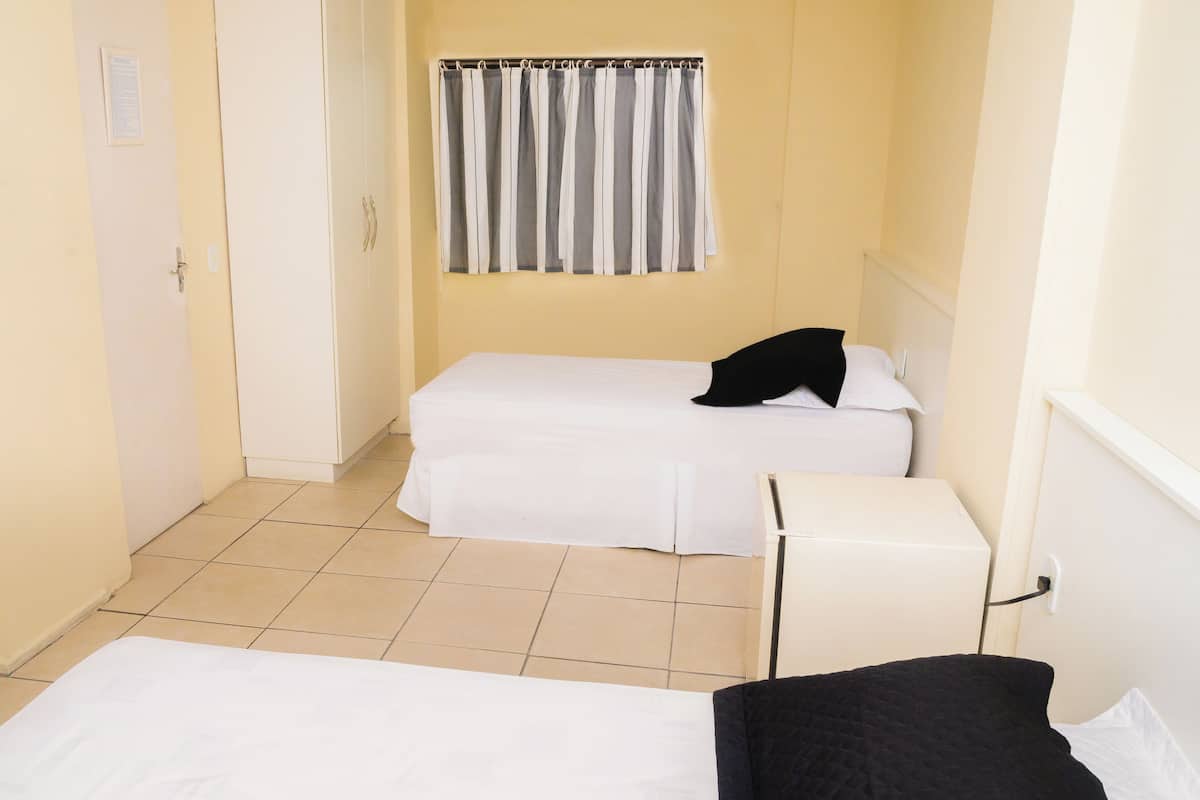 Blackout curtains, free WiFi