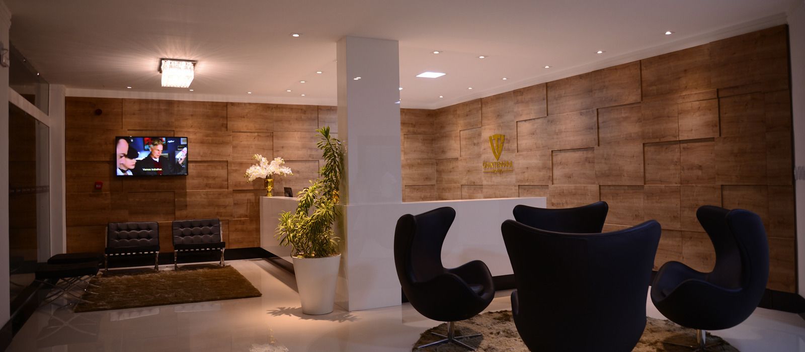 Área de estar no saguão