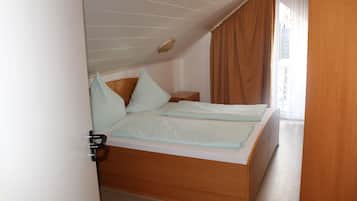 Standard-Doppelzimmer, Nichtraucher, Blick auf den Weinberg | Ausblick vom Zimmer