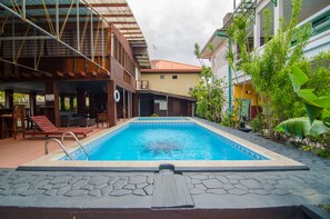 Piscina all'aperto