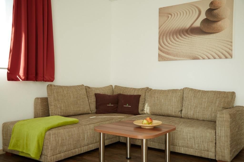 apartment, 2 bedrooms, balcony | living area | flat-screen tv