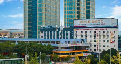 Orange Hotel