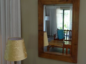 ห้องพรีเมียมทริปเปิล, 1 ห้องนอน, ปลอดบุหรี่, วิวภูเขา (Prima Room) | 14 ห้องนอน, ผ้าปูที่นอนฝ้ายอียิปต์, เครื่องนอนระดับพรีเมียม