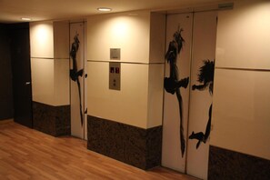 Interior - Strand Hotel (Singapore)