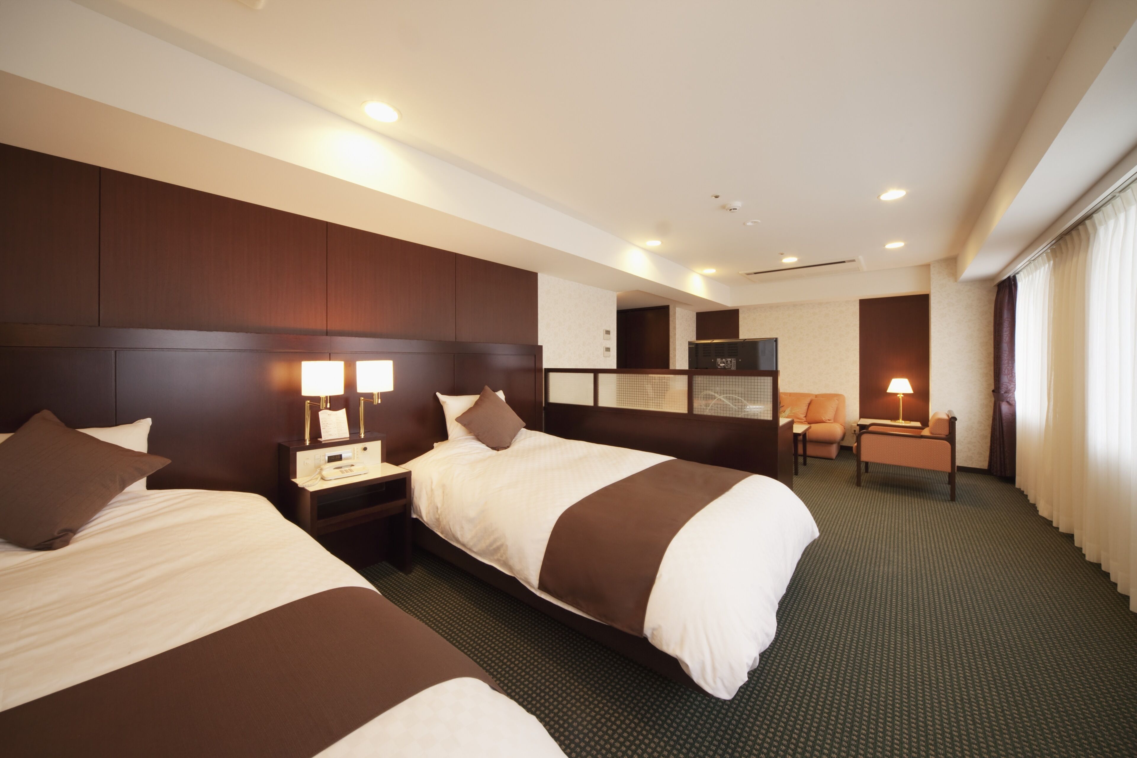 deluxe twin room | 1 bedroom, desk, free wifi, bed sheets