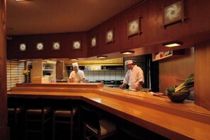 Bar (on property) - Yamagata Grand Hotel (Yamagata)