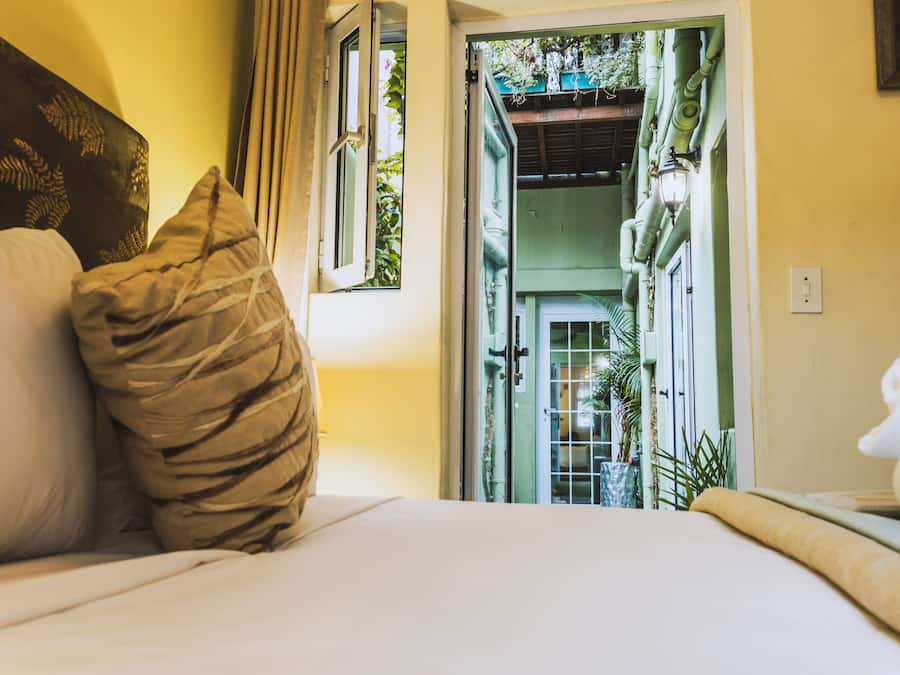 Rom – comfort | Safe på rommet, individuelt dekorert, wi-fi (inkludert) og sengetøy