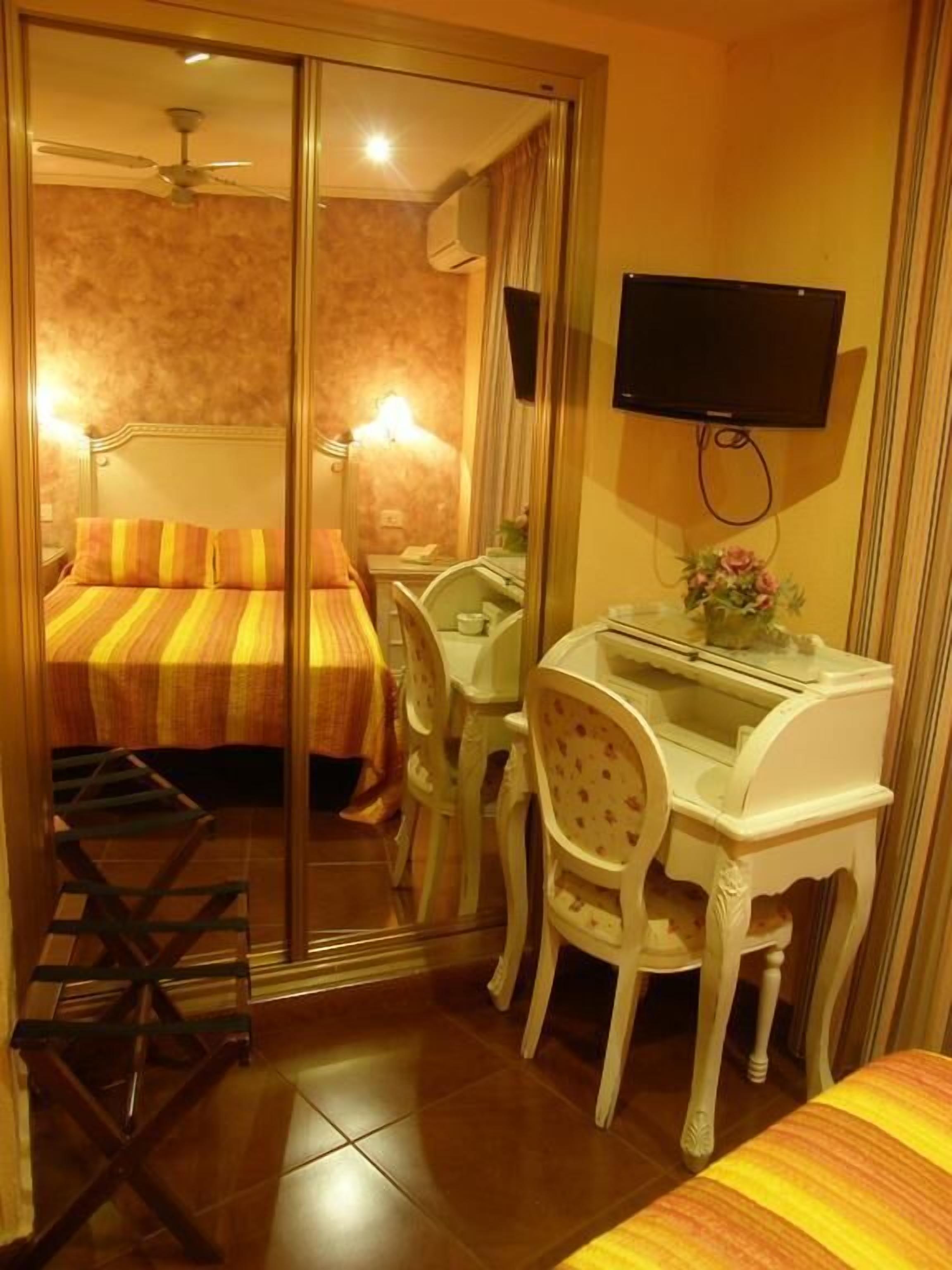 Foto - Hostal Goya Suites