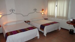Room, 2 Double Beds | In-room safe, free cribs/infant beds, free WiFi - Hospedería La Reja (Oaxaca)