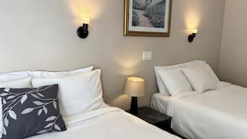 2 Queen Beds