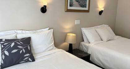 Overlander Motel