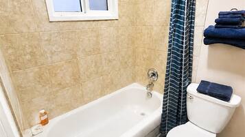 Deluxe Room, 2 Queen Beds | WiFi (free), bed sheets