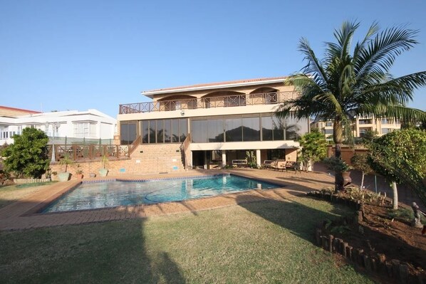 Piscina externa