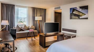 Junior Suite | In-room safe, desk, iron/ironing board, free cots/infant beds