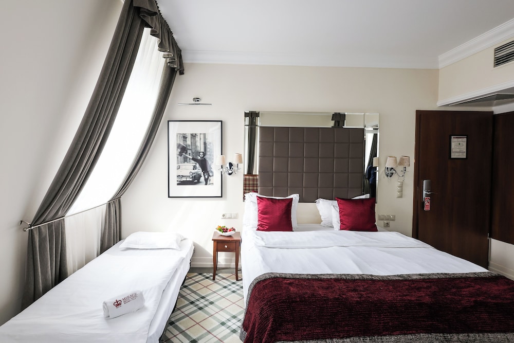 Mirage Medic Hotel by null