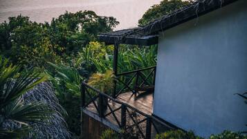 Superior-Zimmer, 1 King-Bett, Seeblick, Seeseite