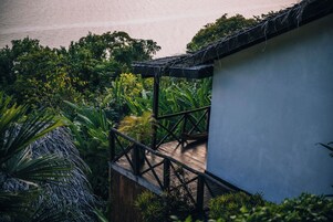 Ropa de cama de alta calidad y minibar