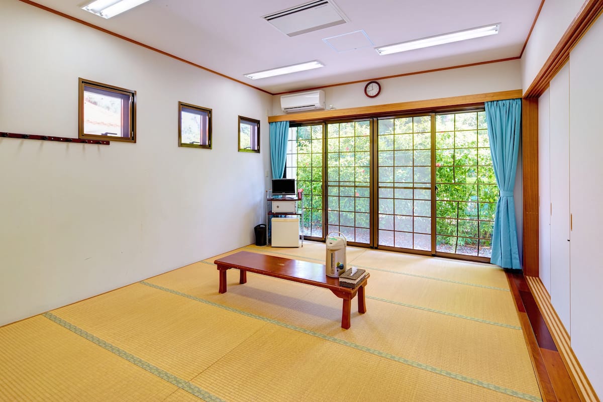 Casa de campo, no fumadores, vistas al patio (Up to 6 Person) | 1 dormitorio y wifi gratis