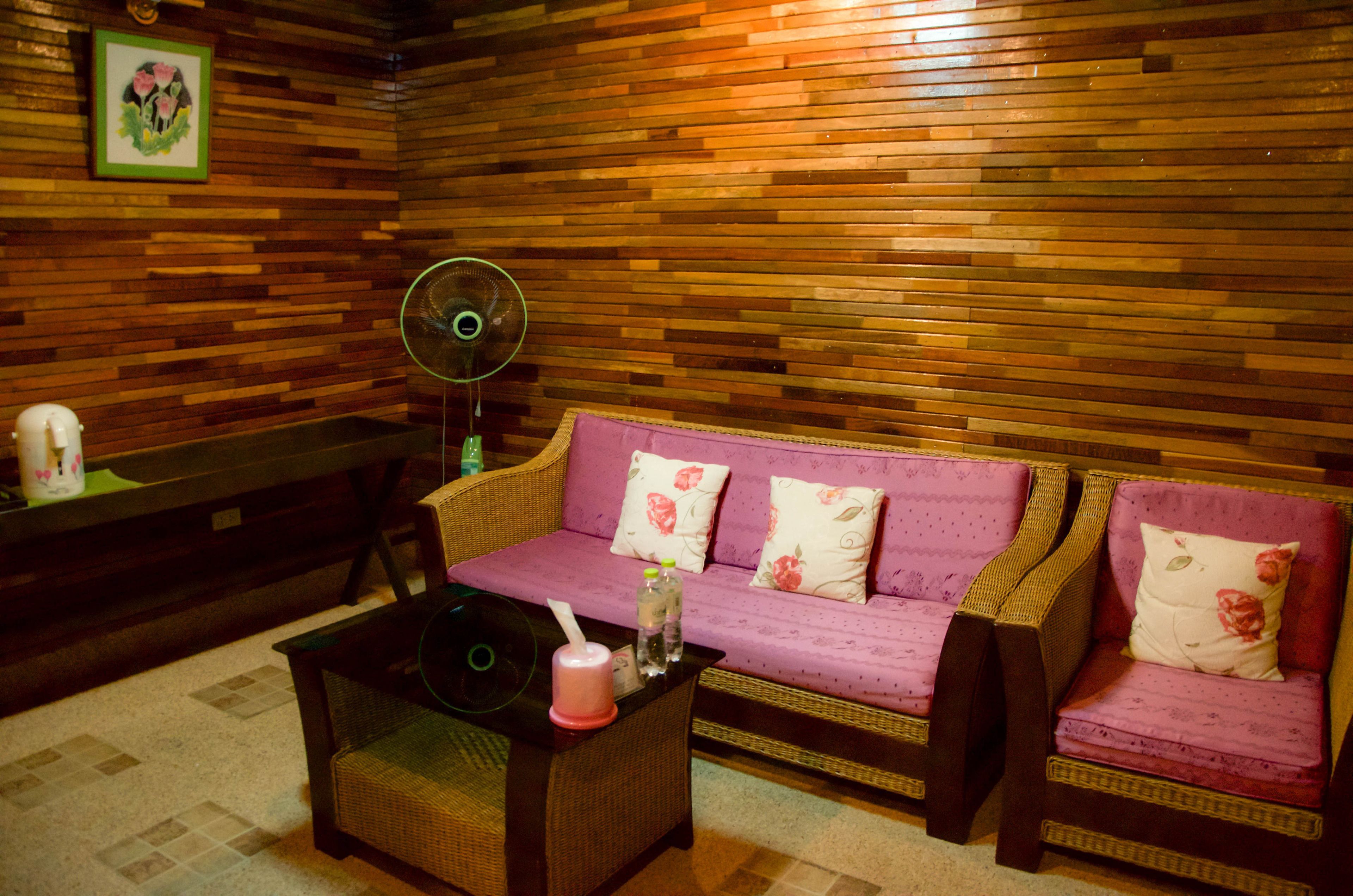 family triple room | free minibar items, desk, free wifi, bed sheets