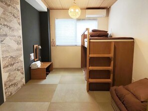 Triple Room, Shared Bathroom (Check in before 10pm) | Down duvets, free WiFi, bed sheets - J-Hoppers Osaka Universal - Hostel (Osaka)