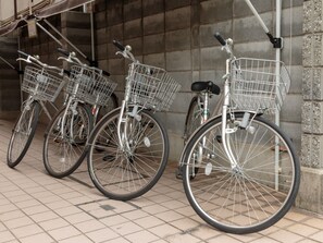 Bicycling - J-Hoppers Osaka Universal - Hostel (Osaka)
