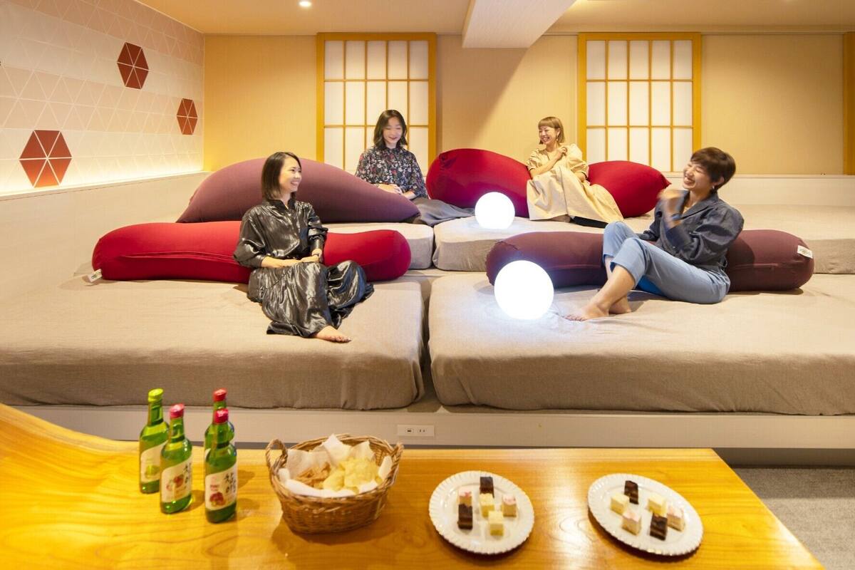 Chambre (Japanese Suite 812) | Coffre-fort, bureau, espace de travail pour ordinateurs portables