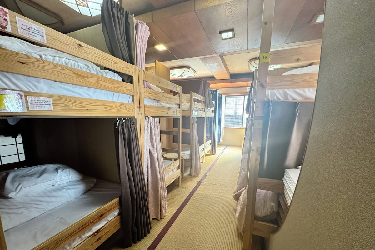 Bed in 16 Women Only Dormitory | Free WiFi, bed sheets