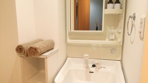 Standard Room (34㎡) | Bathroom sink