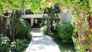 Kawasan hartanah