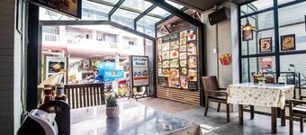 18 Coins Pattaya Hostel