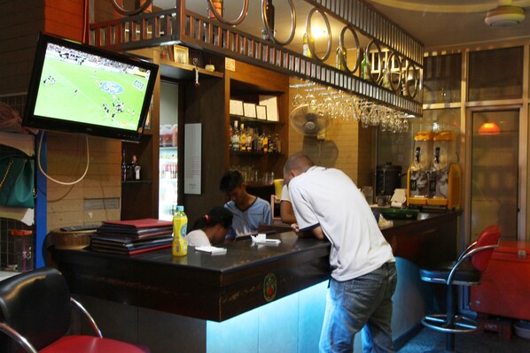 Sports bar