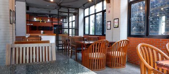 18 Coins Pattaya Hostel