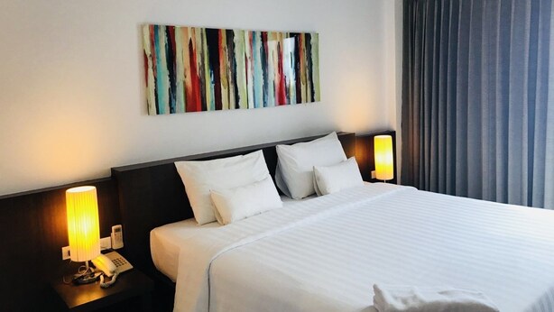 Standard Double Room | In-room safe, WiFi (free) - Natika Apartment (Patong)