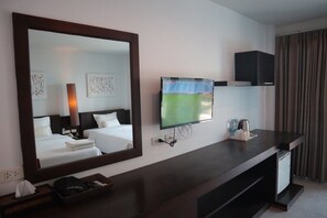 Standard Twin Room | In-room safe, free WiFi - Natika Apartment (Patong)