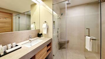 Shower, free toiletries, hair dryer, bathrobes
