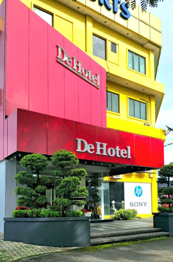 Bagian depan properti