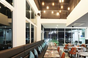 Dining - Amerin Hotel Johor Bahru (Johor Bahru)