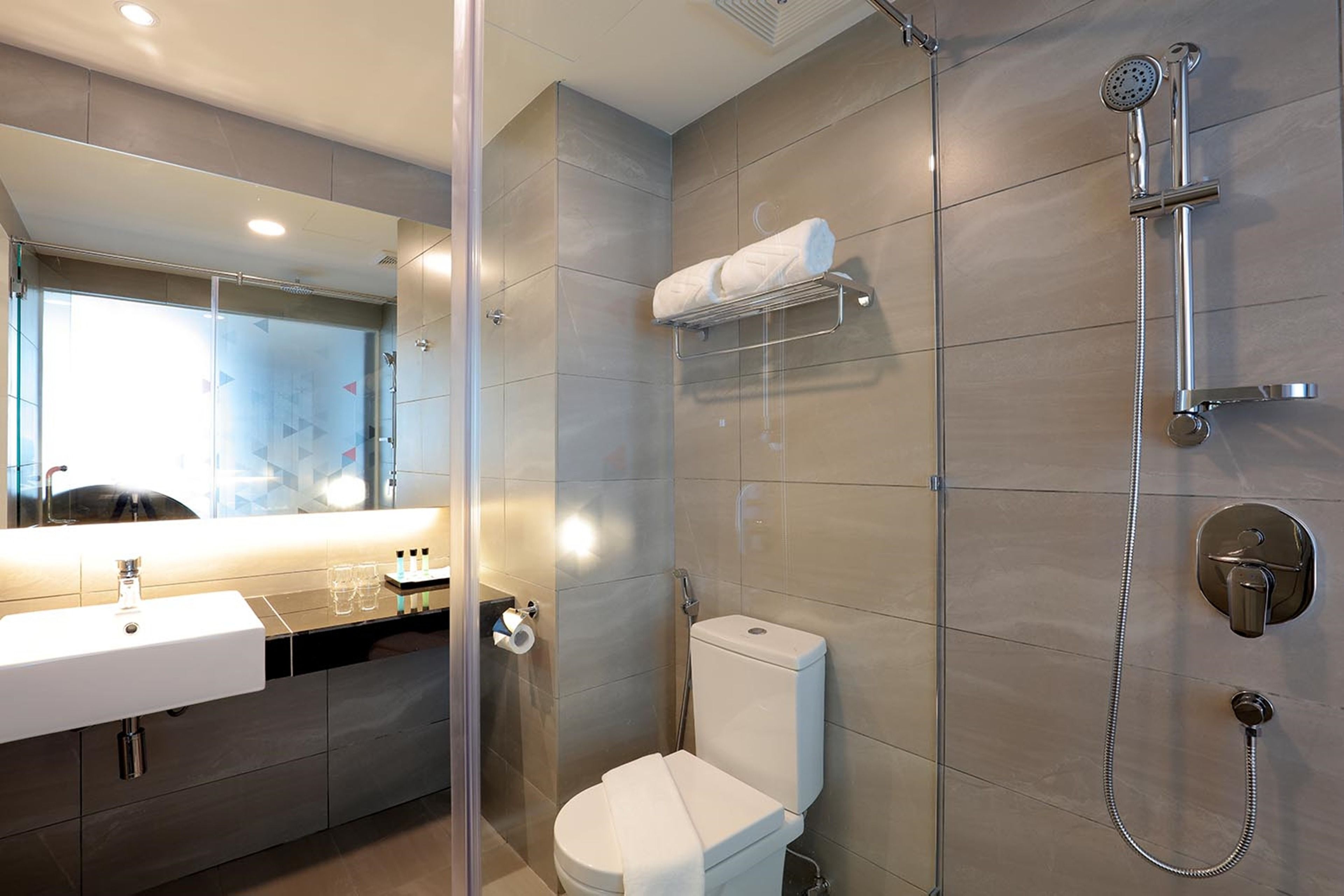 Photo - Amerin Hotel Johor Bahru