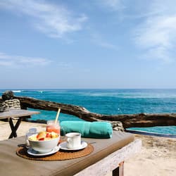 Breakfast, lunch, dinner served; international cuisine, ocean views