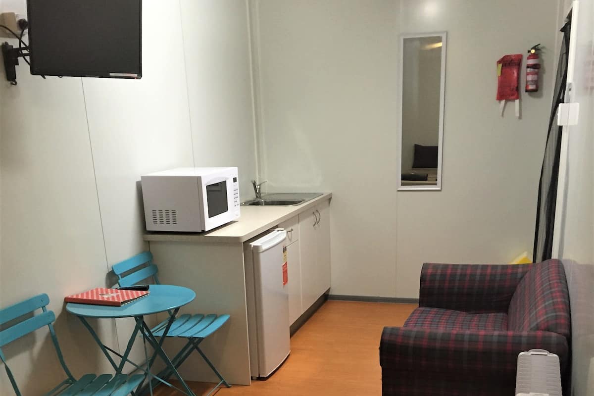單棟小屋, 共用浴室 | 書桌、手提電腦工作空間、免費 Wi-Fi、床單