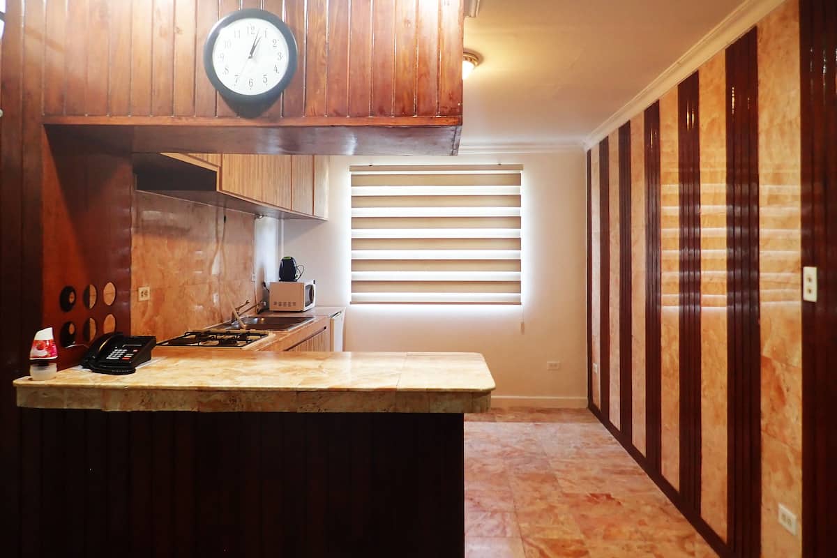 Family Room | Private kitchen
