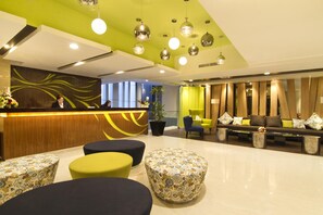 Lobby - Bonnet Hotel (Surabaya)