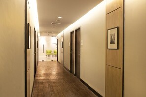 Hallway - Bonnet Hotel (Surabaya)
