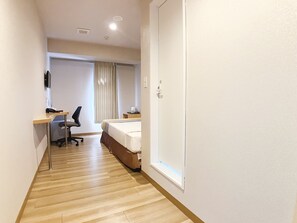 Double Room, Non Smoking | 1 bedroom, desk, free WiFi, bed sheets