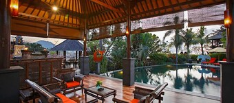 Villa L'Orange Bali